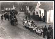 Glockenweihe 16.Nov. 1947 durch Kardinal Innitzer Marsch am Marterberg